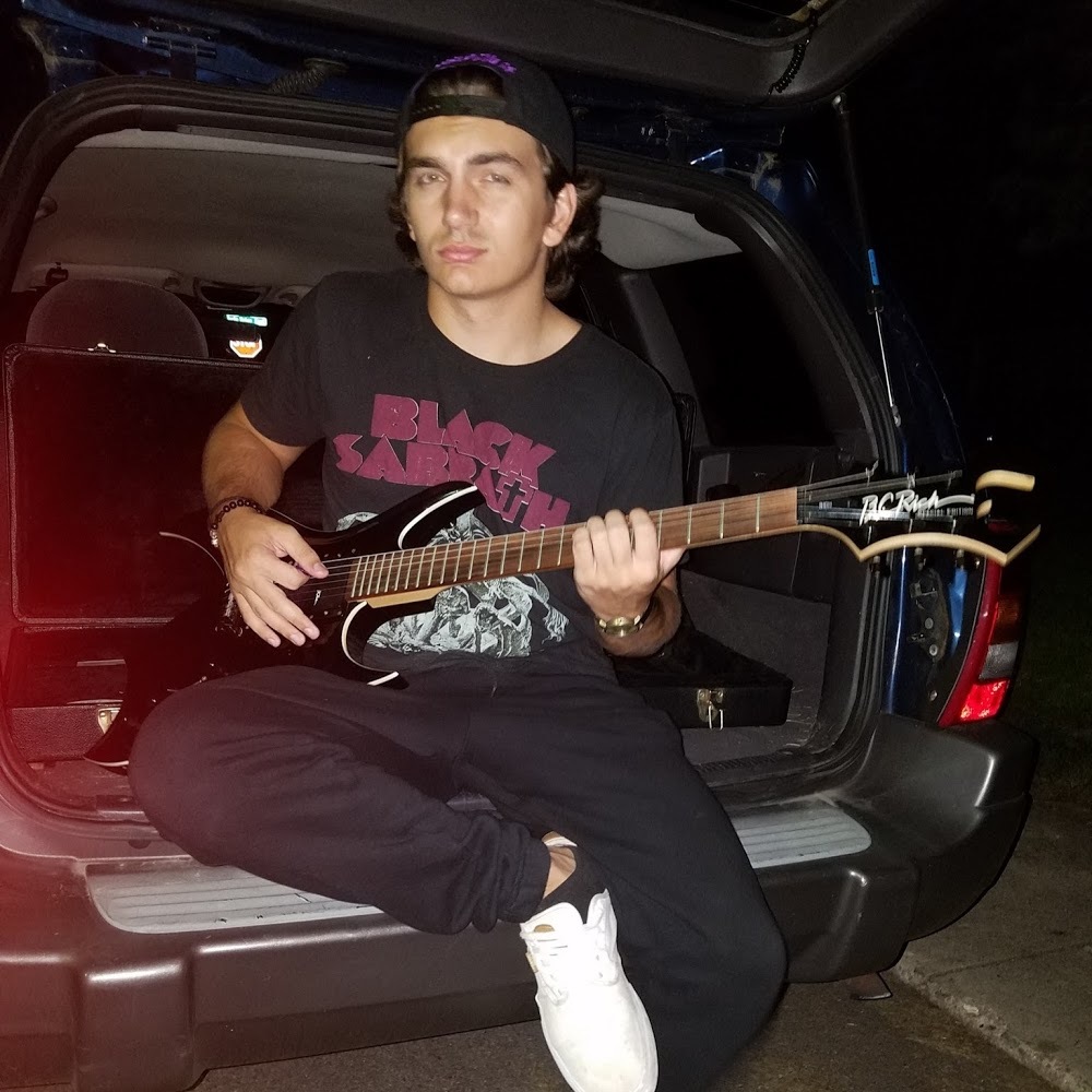 Meet your Posher, Tony